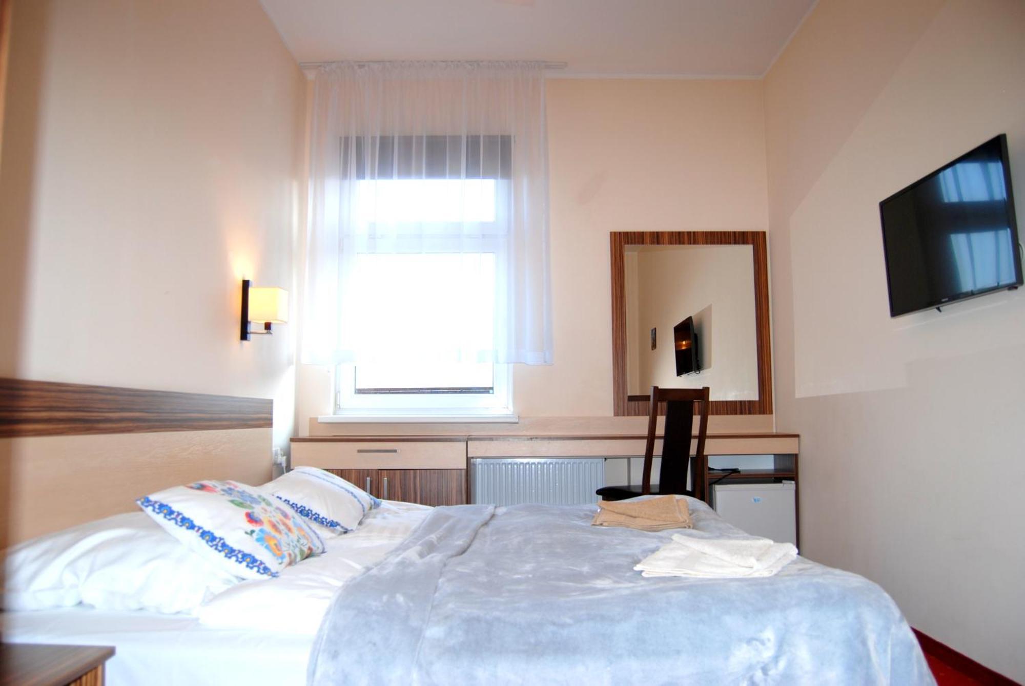 Willa Nimfa Apartamenty W Centrum Шклярска Поремба Екстериор снимка